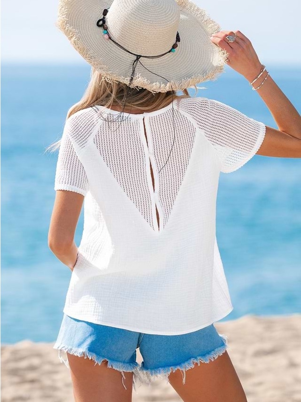 Cupshe White Knit Back-Detail Short Sleeve Blouse